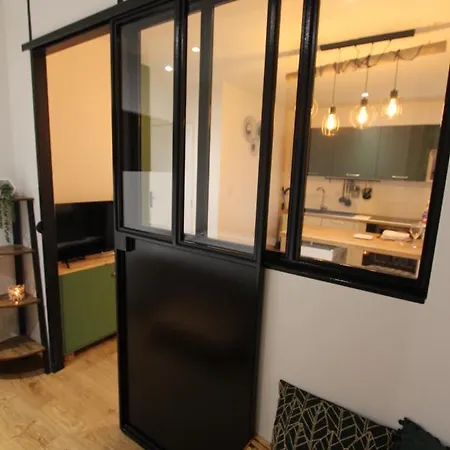 Coin Detente A 아파트