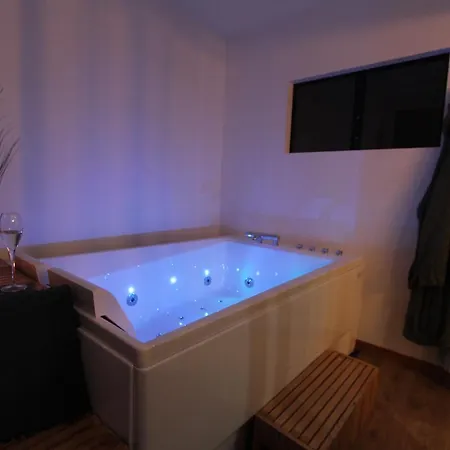 Coin Detente A 아파트